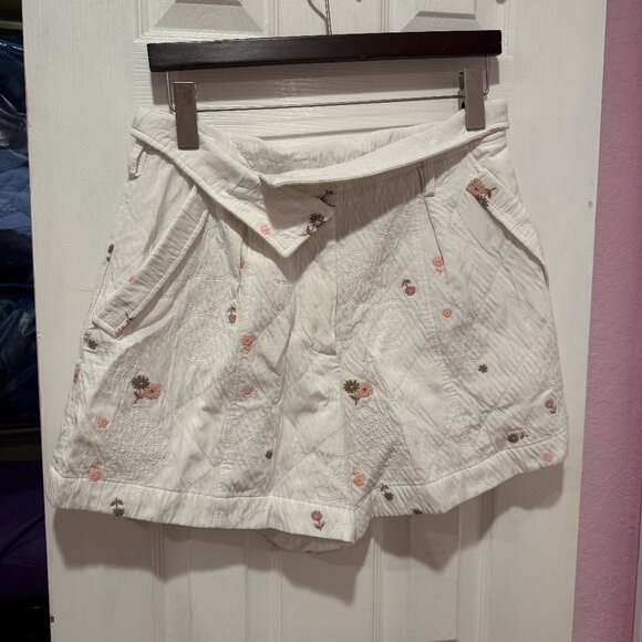 Anthropologie Women's White and Pink Shorts - Picture 1 of 2